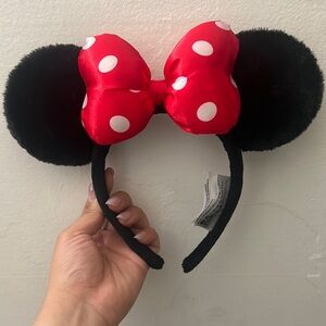 Disney Minnie Mouse ears